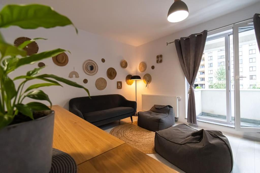 Arte - 2 Bedroom Apartment Near Coresi Mall With Free Parking Брашов Экстерьер фото